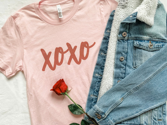 XOXO Tee