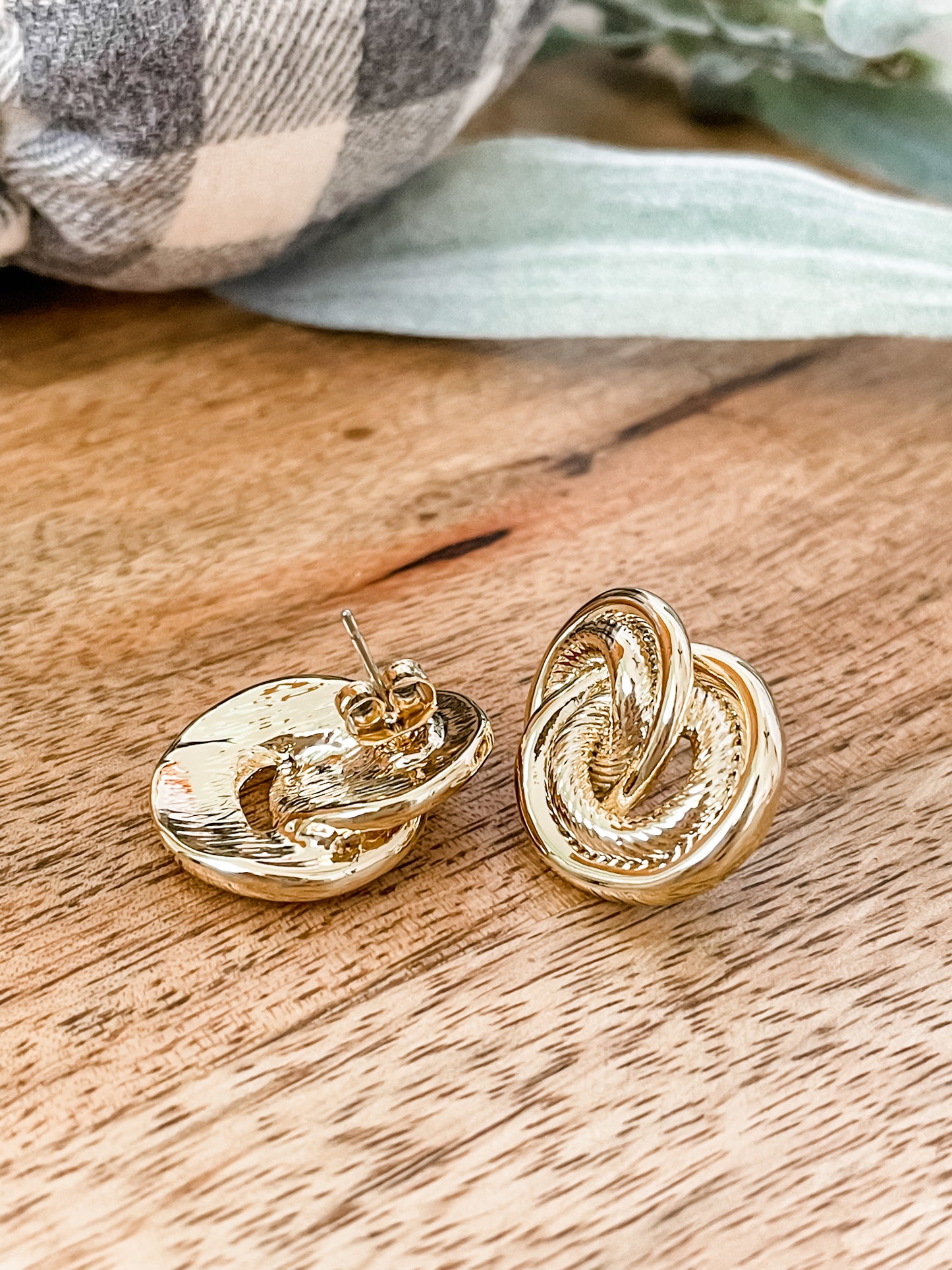 Gold Knot Earrings